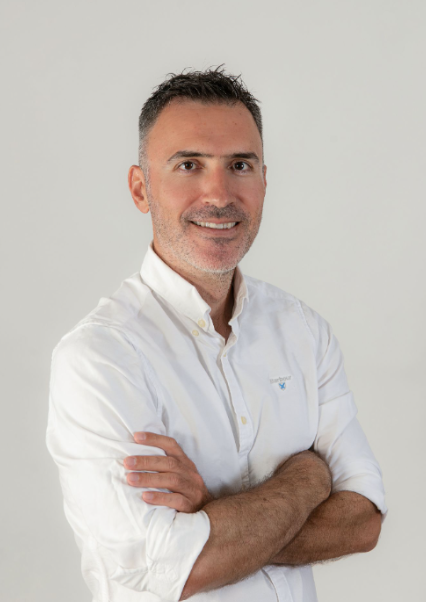 Dr. Georgios Kallivretakis